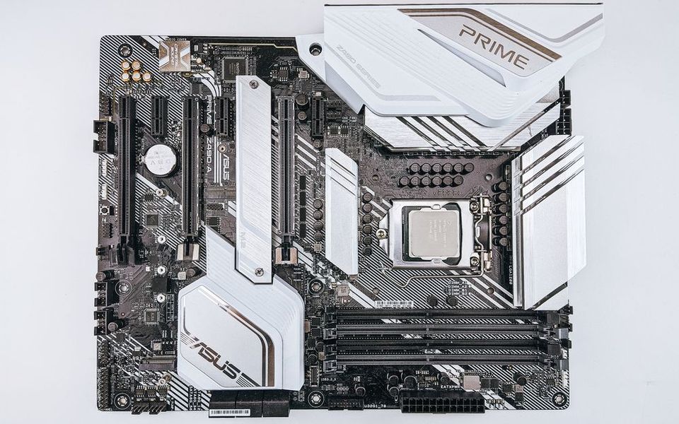 Desktop computer motherboard