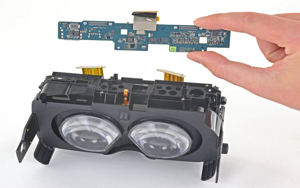 VR headset circuit board lifted above the lenses